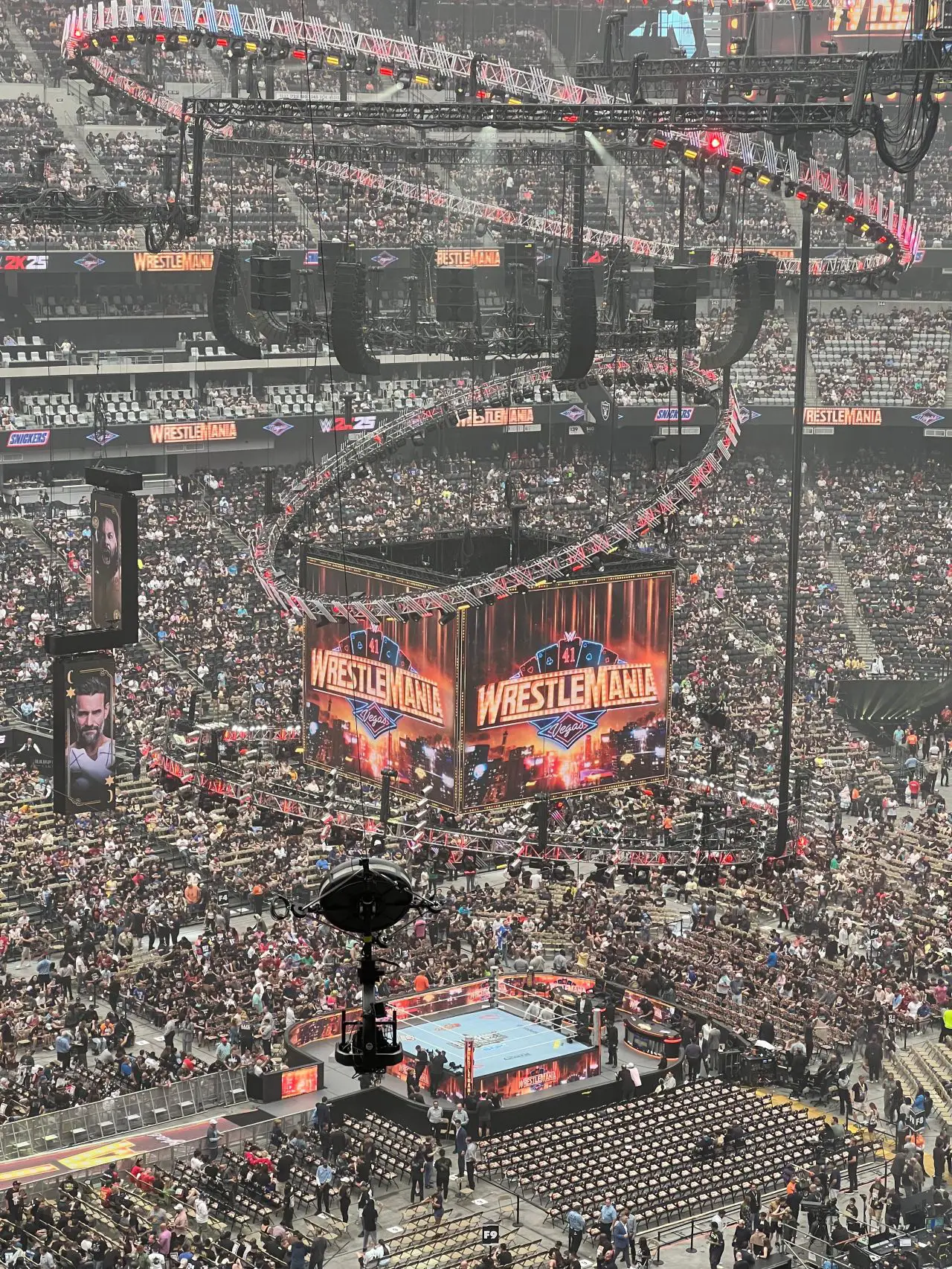 Falcon wirecam - Wrestmania